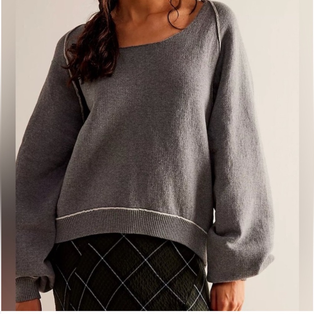 We The Free Gray Scoop-Neck Pullover Sweatshirt